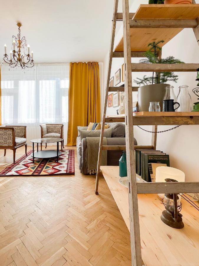 Turnkey I Vintage Terrace Apartment 프라하 외부 사진